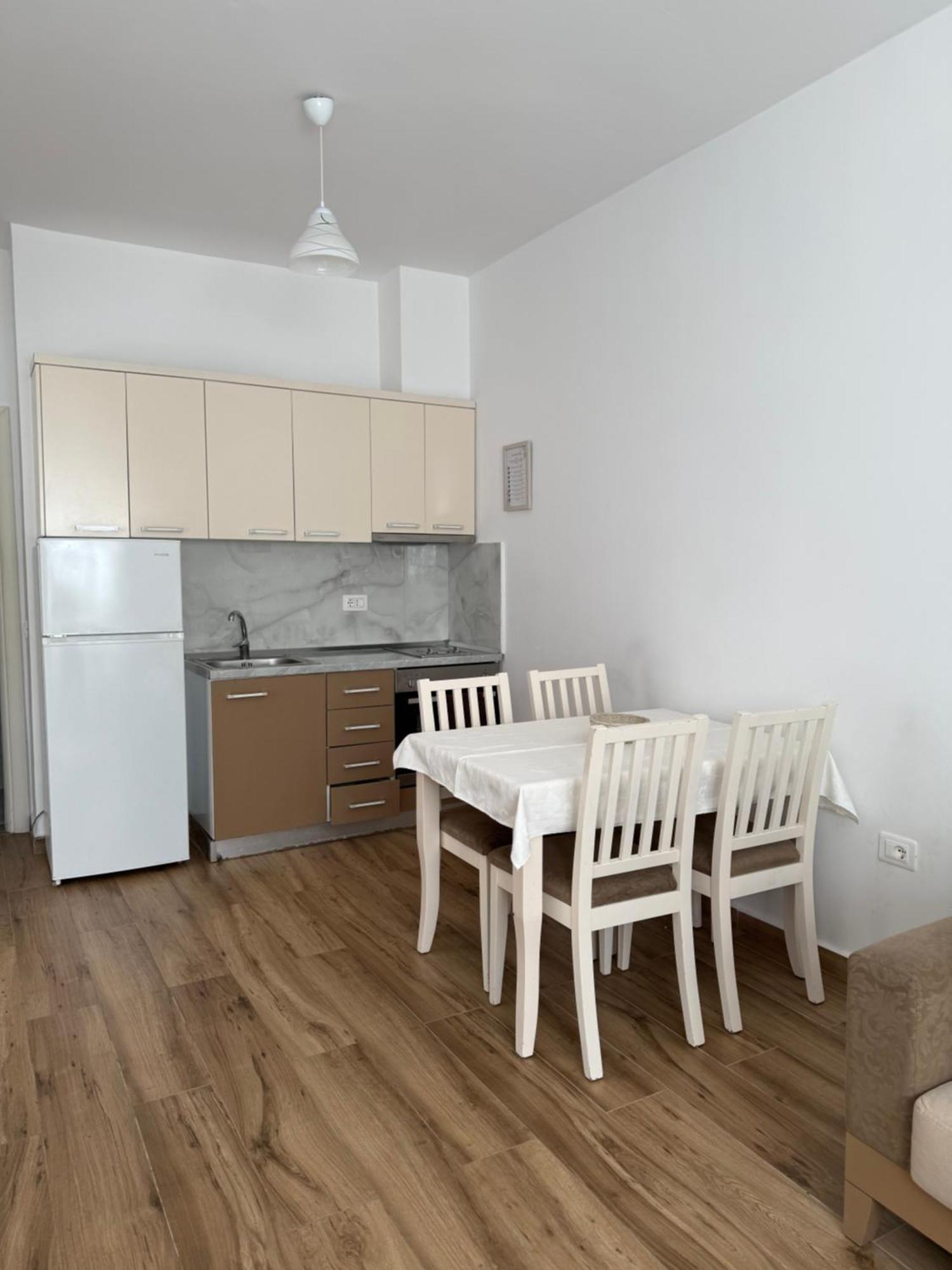 Bellavista Apartments Bougainville Bay Саранда Экстерьер фото