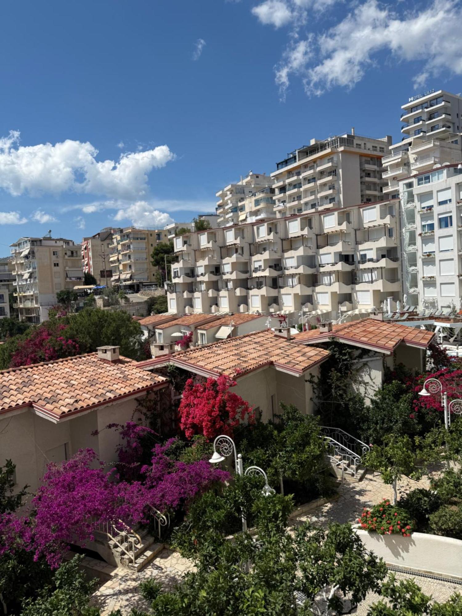 Bellavista Apartments Bougainville Bay Саранда Экстерьер фото