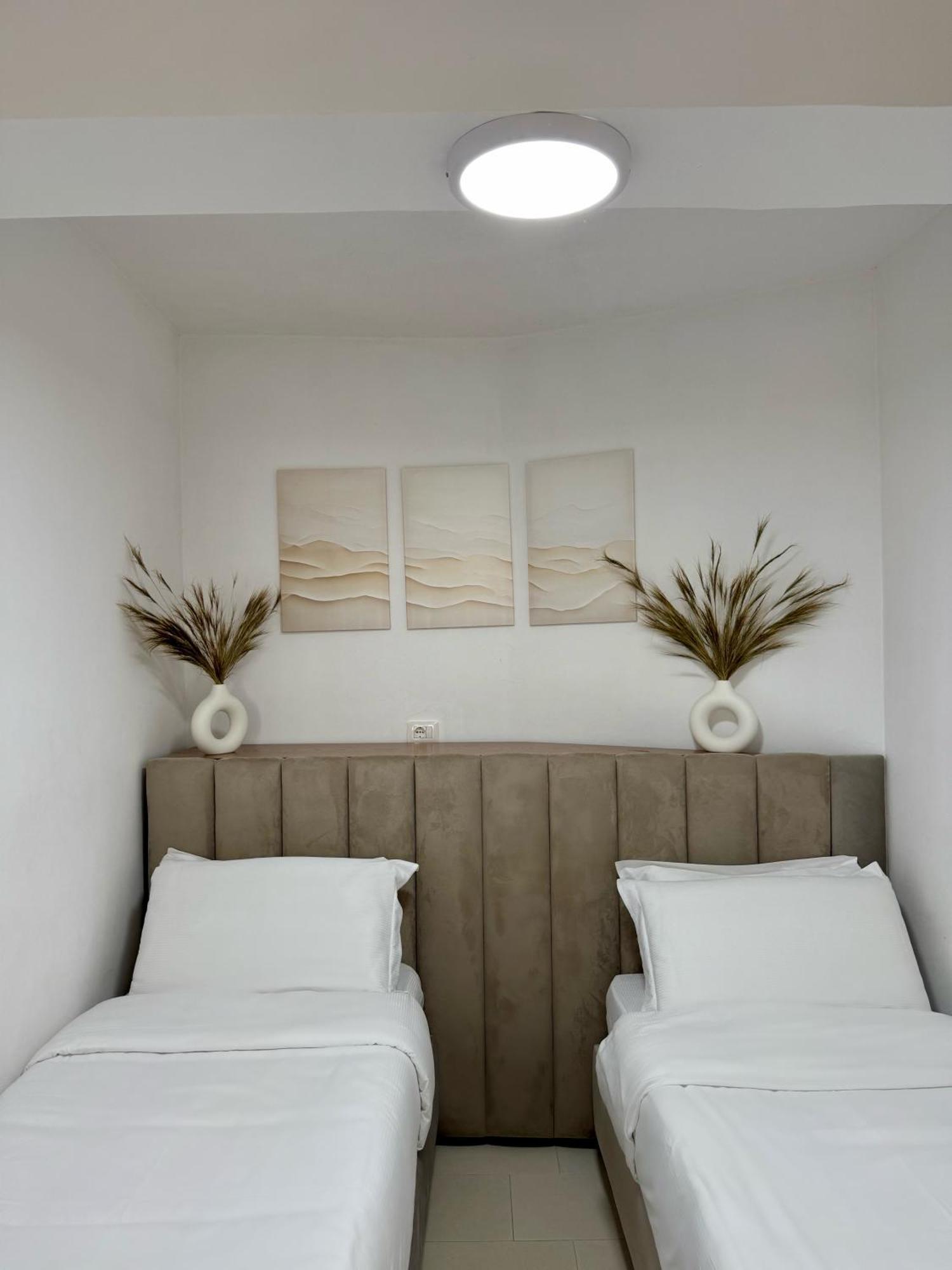 Bellavista Apartments Bougainville Bay Саранда Экстерьер фото